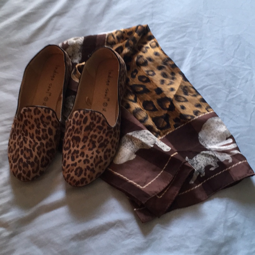 Shoes and scarf